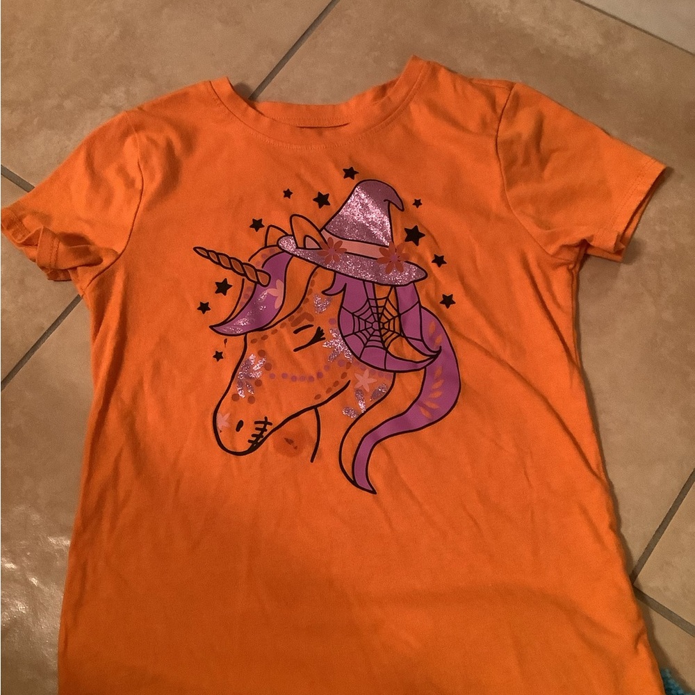 Wonder Nation Halloween shirt unicorn sparkle Med 7/8 in good shape